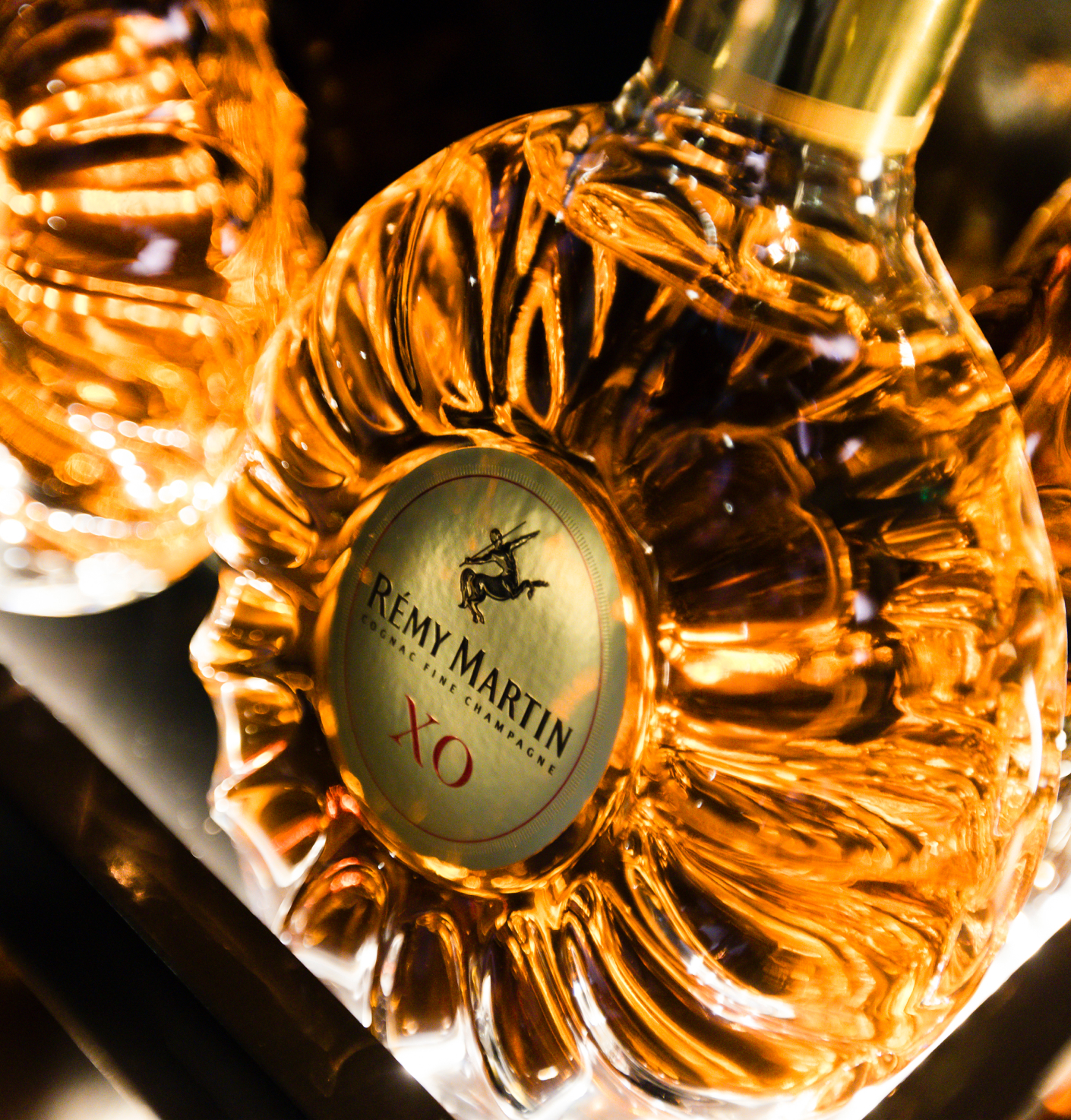 remy-usher-experience-8487_k4pXLnnD-1